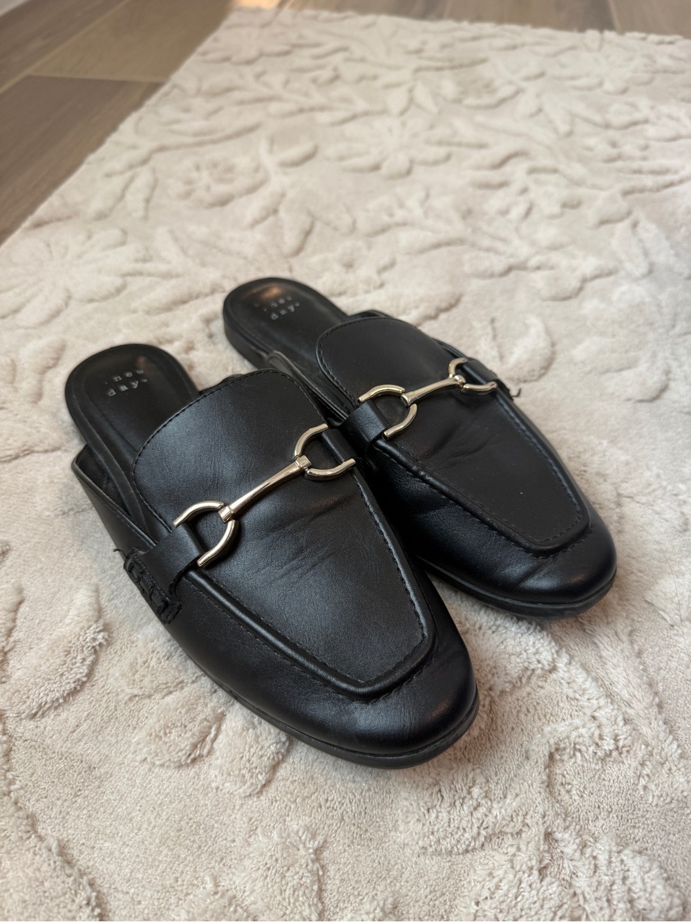 Target New Day Black Slip-On Loafer Mules – Size 7